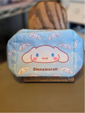 #CIN-2422 Cinnamoroll Small 7x4" Accessory / Toiletry Pouch